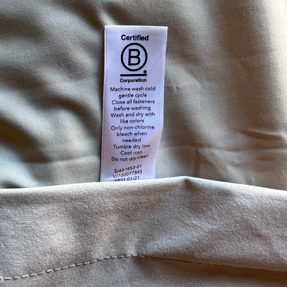 Athleta Women's Urbanite Tank in Light Beige  Size 2X - Picture 6 of 8